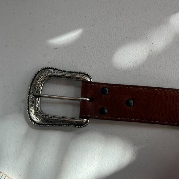 Wrangler Belt Mens (39.5-44) In Handcrafted Genuine Leather Southwestern Concho - Picture 7 of 16